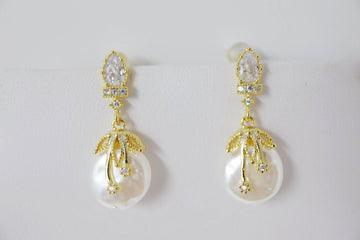 14K Gold, Pearl , Crystal, Diamond Bridal Earrings, Statement Earrings, Drop Earrings, Bridal Jewelry, wedding Earring.